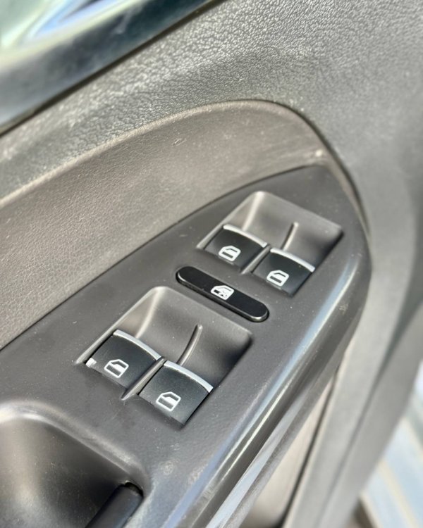 Volkswagen Touran I · 2-й рестайлинг - Image 18