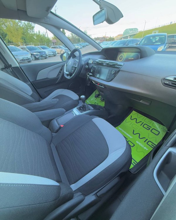 Citroen C4 Grand Picasso II - Image 17