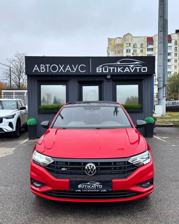 Volkswagen Jetta VII - Image 2