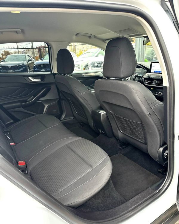 Ford Focus IV - Image 13