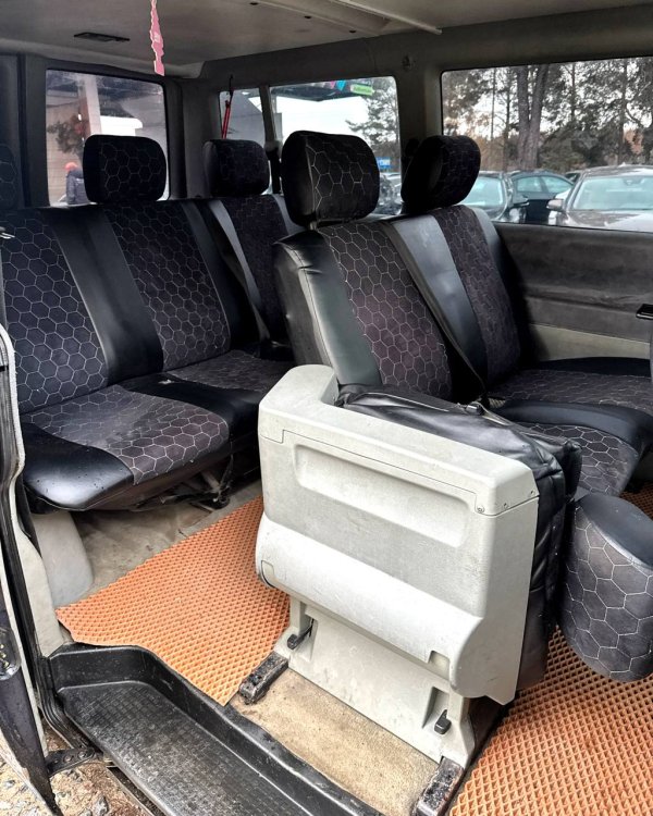 Volkswagen Caravelle T4 - Image 11
