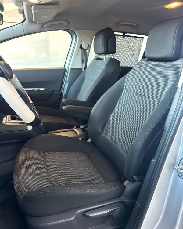 Peugeot 5008 I - Image 10