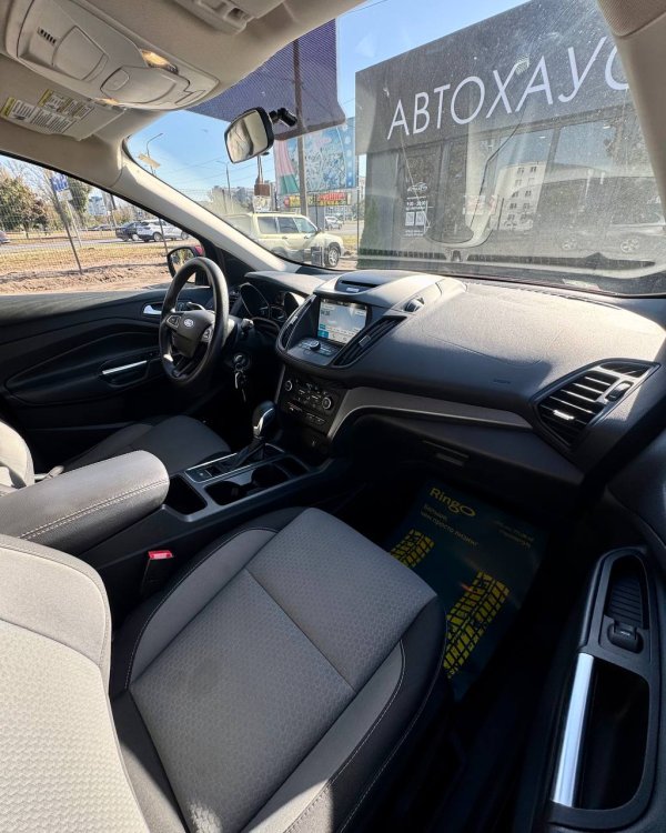 Ford Escape III · Рестайлинг - Image 14