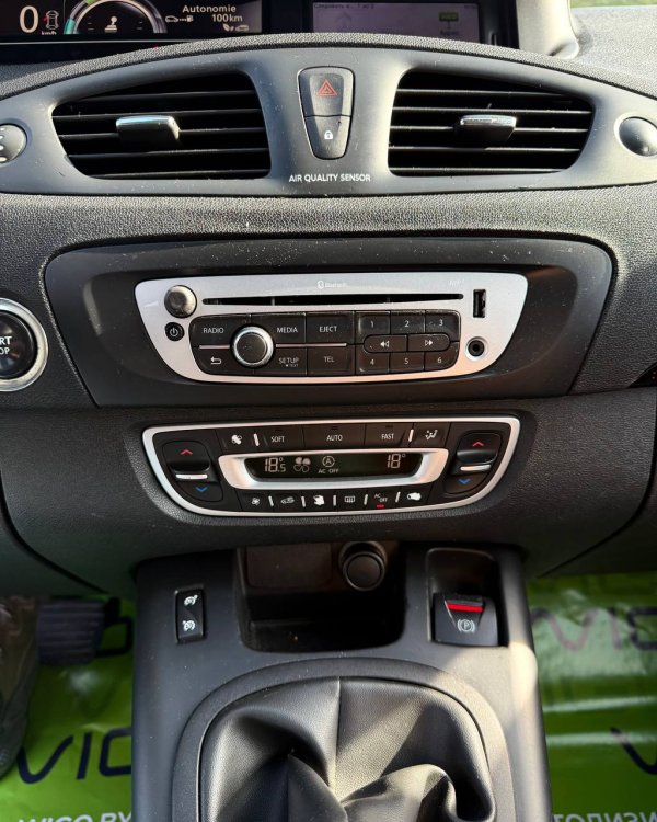 Renault Scenic III · 2-й рестайлинг - Image 13