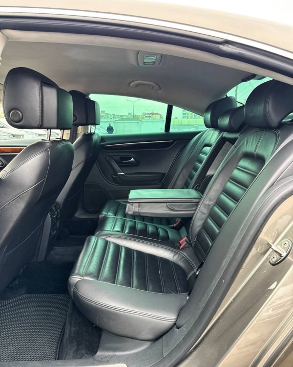Volkswagen Passat CC I · Рестайлинг - Image 13