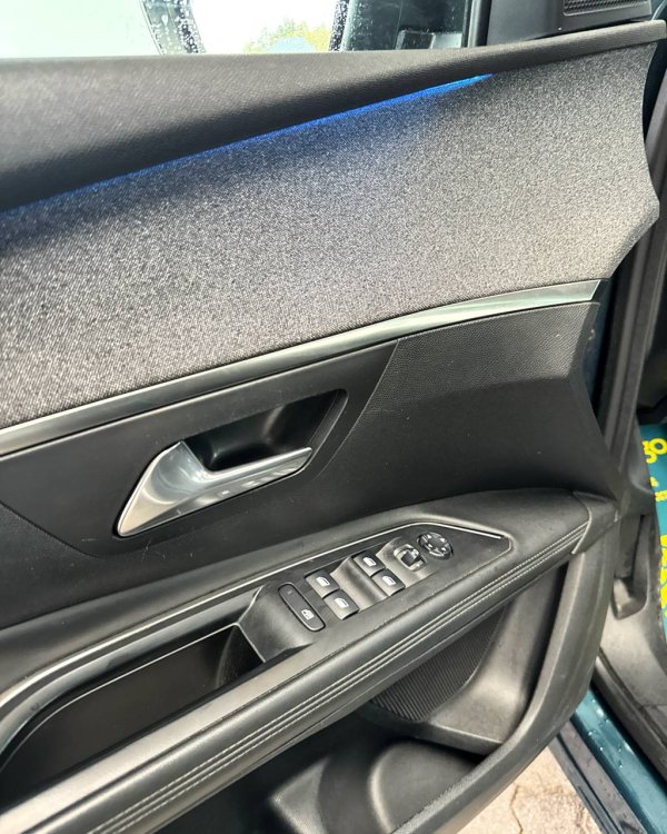 Peugeot 5008 II - Image 9