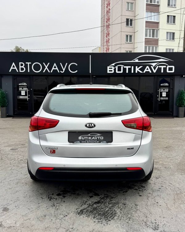 Kia Cee'd II · Рестайлинг - Image 6