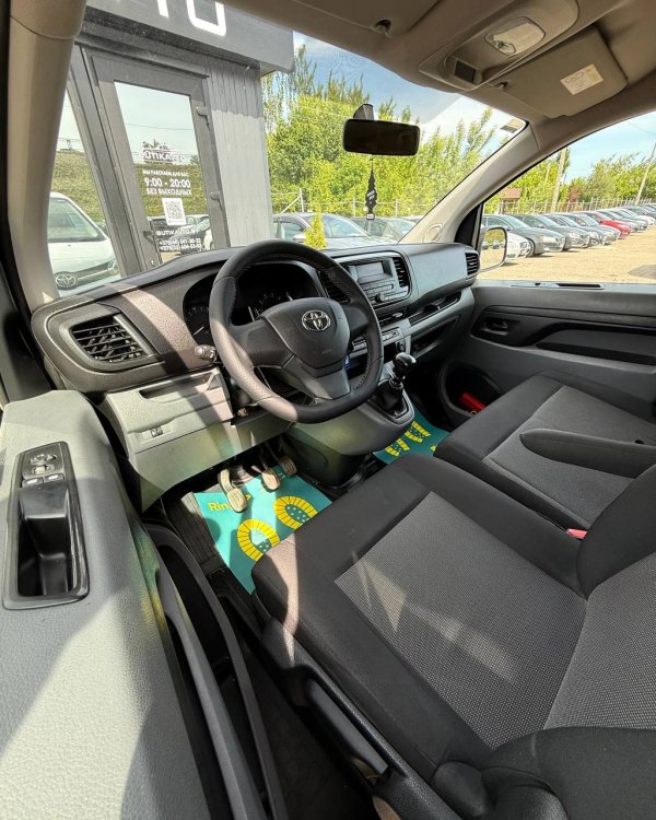 Toyota ProAce Verso - Image 8