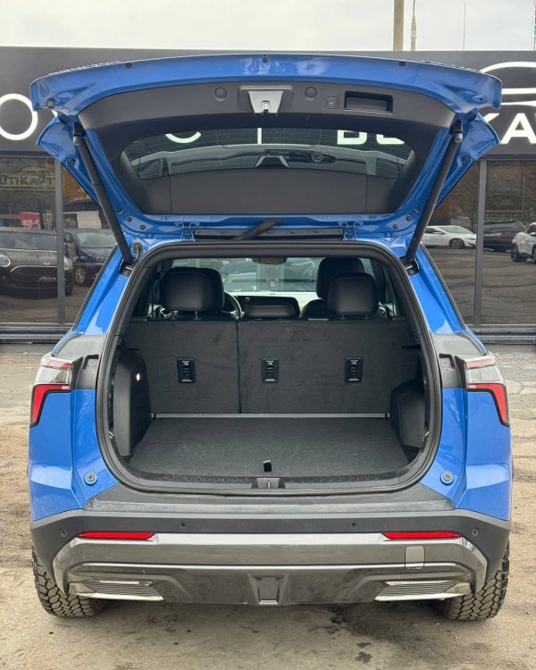 Chevrolet Equinox IV - Image 12