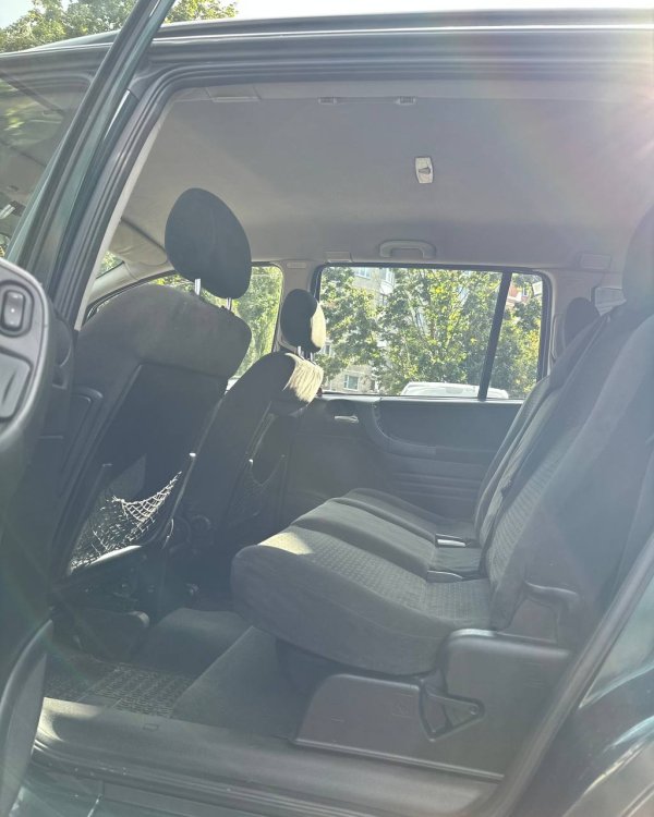 Opel Zafira A - Image 8