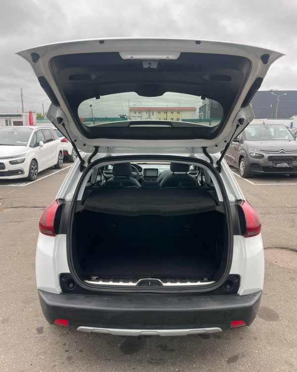 Peugeot 2008 I · Рестайлинг - Image 16