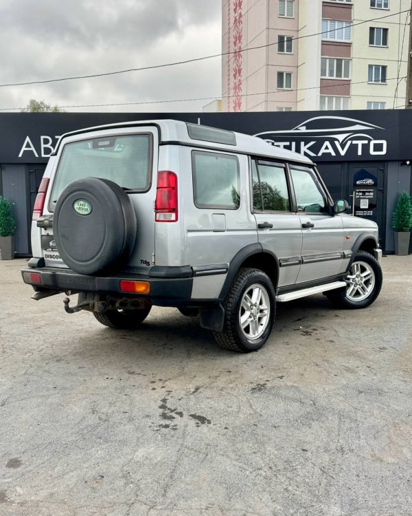Land Rover Discovery II - Image 7
