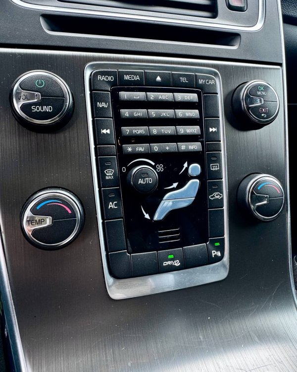 Volvo V60 I - Image 16
