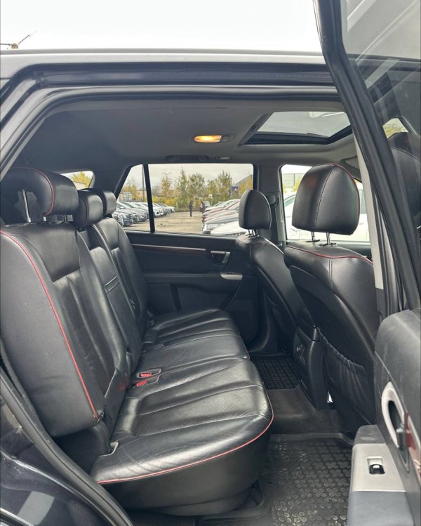 Hyundai Santa Fe CM - Image 10