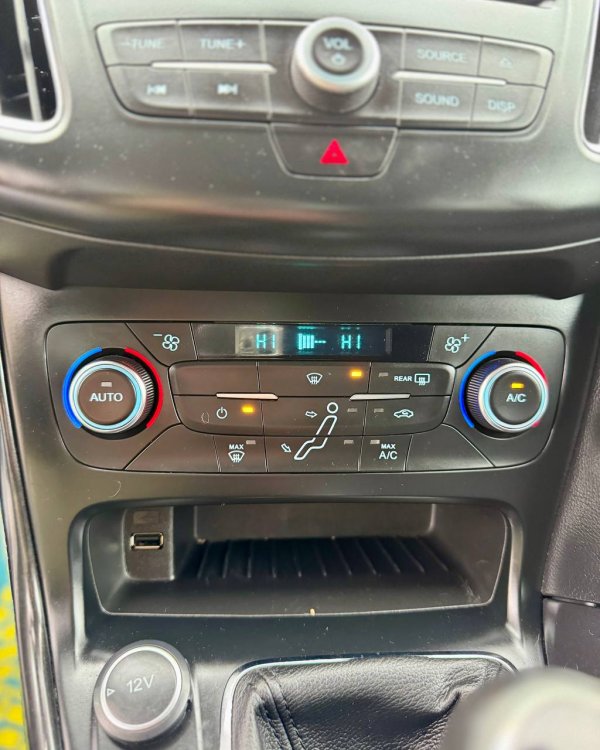 Ford Focus III · Рестайлинг - Image 17