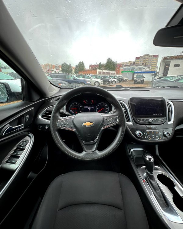 Chevrolet Malibu IX · Рестайлинг - Image 13