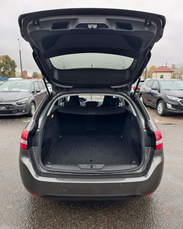 Peugeot 308 T9 · Рестайлинг - Image 12
