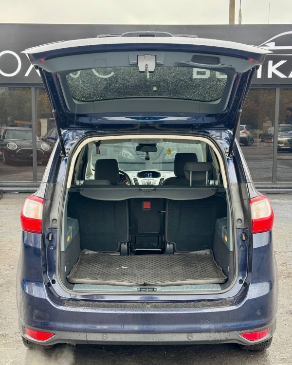 Ford Grand C-Max I - Image 12