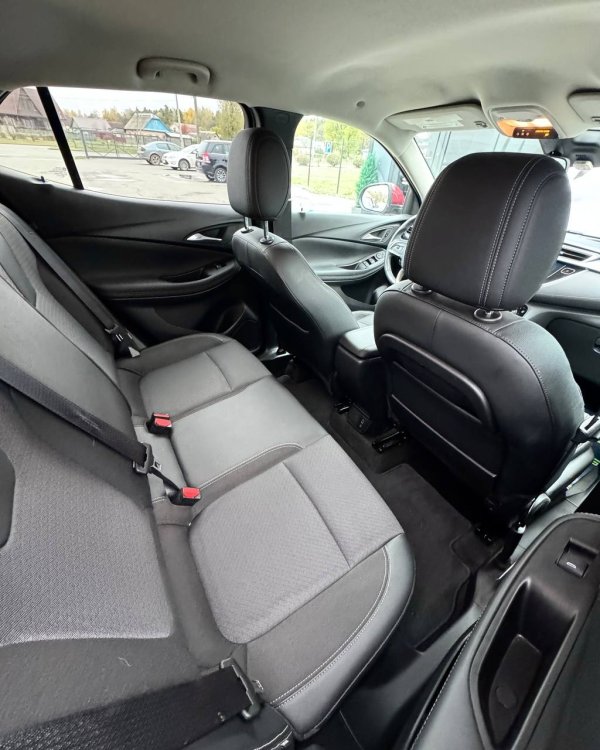 Buick Encore GX I - Image 12