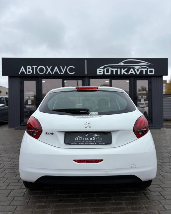 Peugeot 208 I · Рестайлинг - Image 5