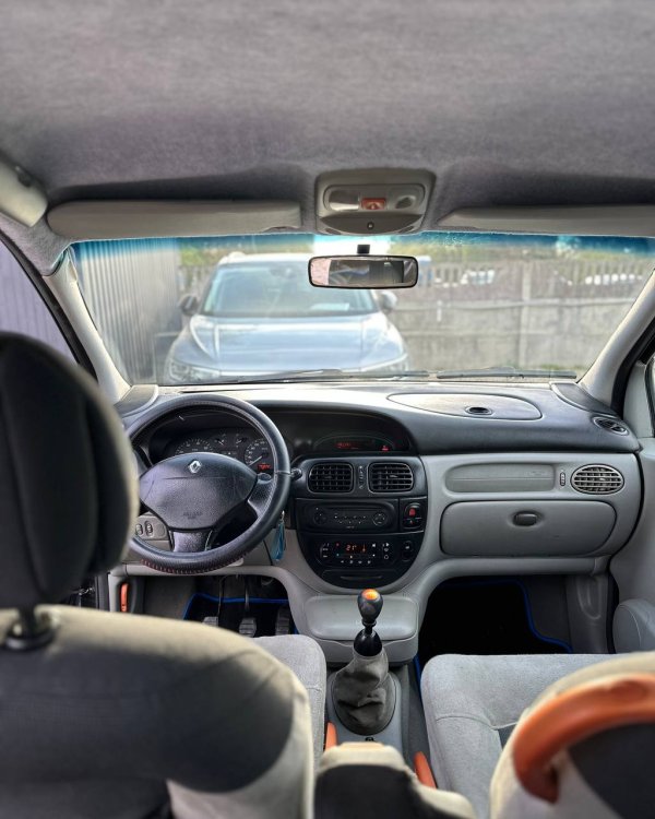 Renault Scenic I · Рестайлинг - Image 10