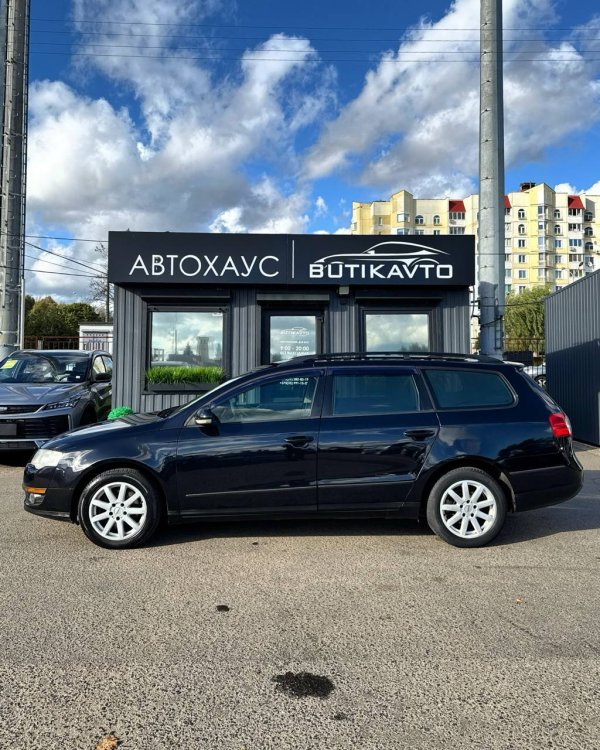 Volkswagen Passat B6 - Image 8