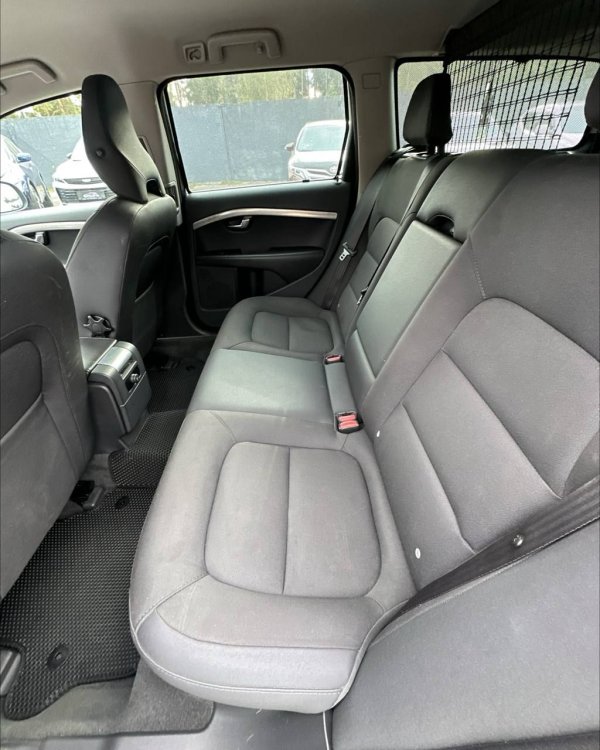 Volvo V70 III - Image 9