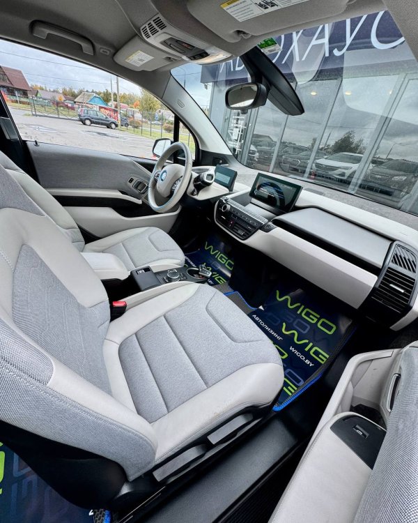 BMW i3 I01 - Image 13