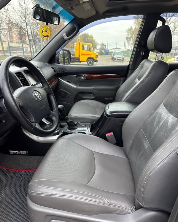 Toyota Land Cruiser Prado J120 - Image 9