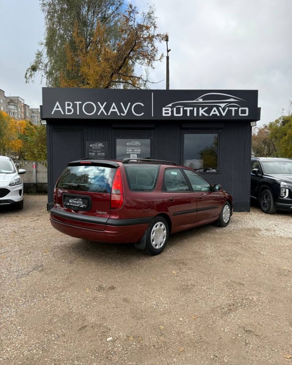 Renault Laguna I · Рестайлинг - Image 6
