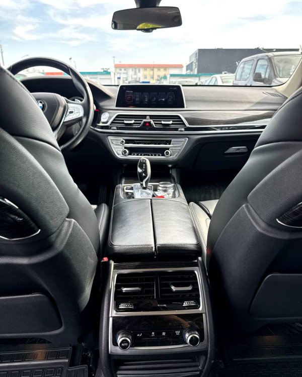 BMW 7 серия G12 (Long) - Image 12