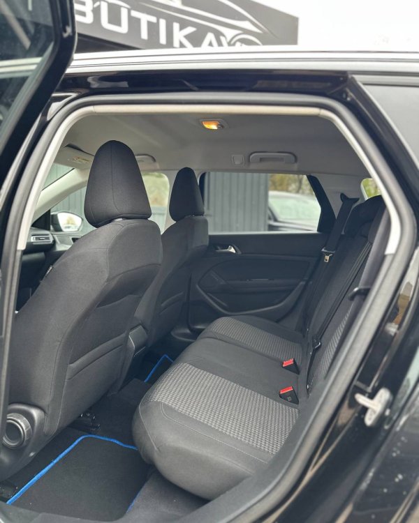 Peugeot 308 T9 · Рестайлинг - Image 8