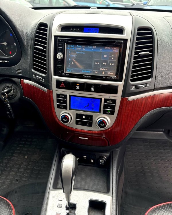 Hyundai Santa Fe CM - Image 14
