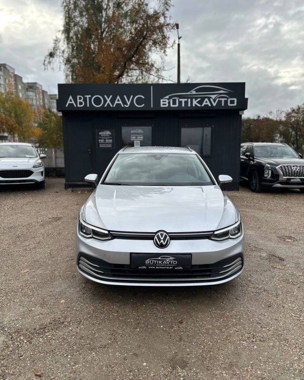 Volkswagen Golf VIII - Image 2