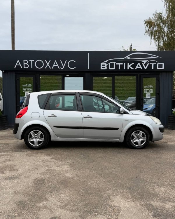 Renault Scenic II · Рестайлинг - Image 8