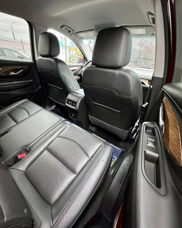 GMC Terrain II - Image 13