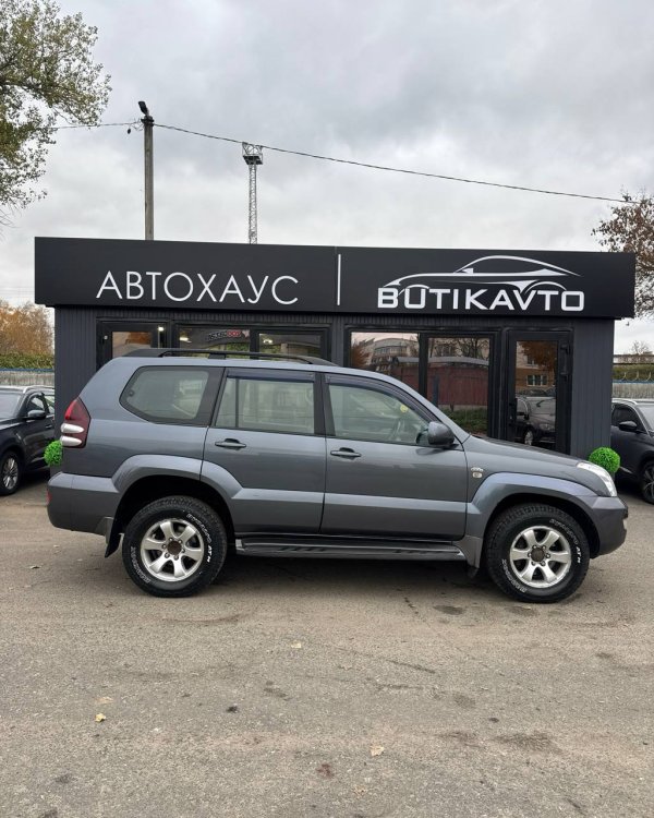 Toyota Land Cruiser Prado J120 - Image 8