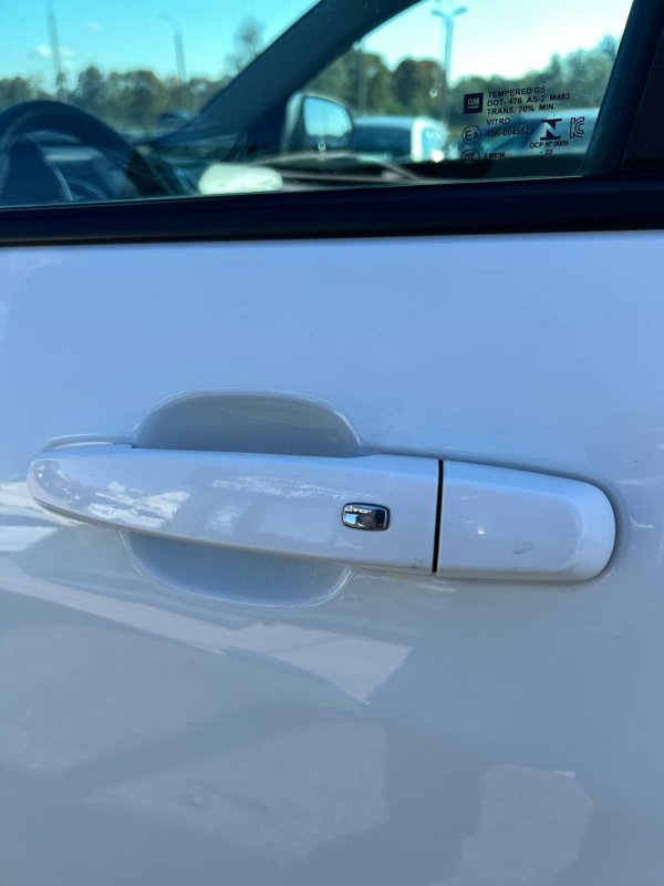 Chevrolet Equinox III · Рестайлинг - Image 9
