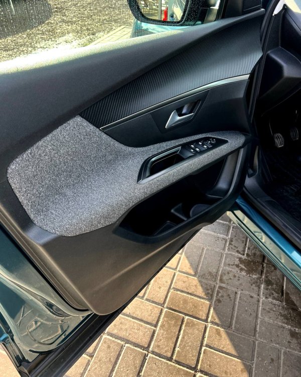 Peugeot 5008 II - Image 9