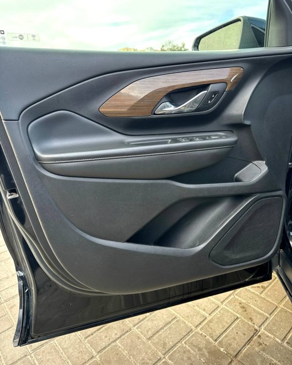 GMC Terrain II - Image 9