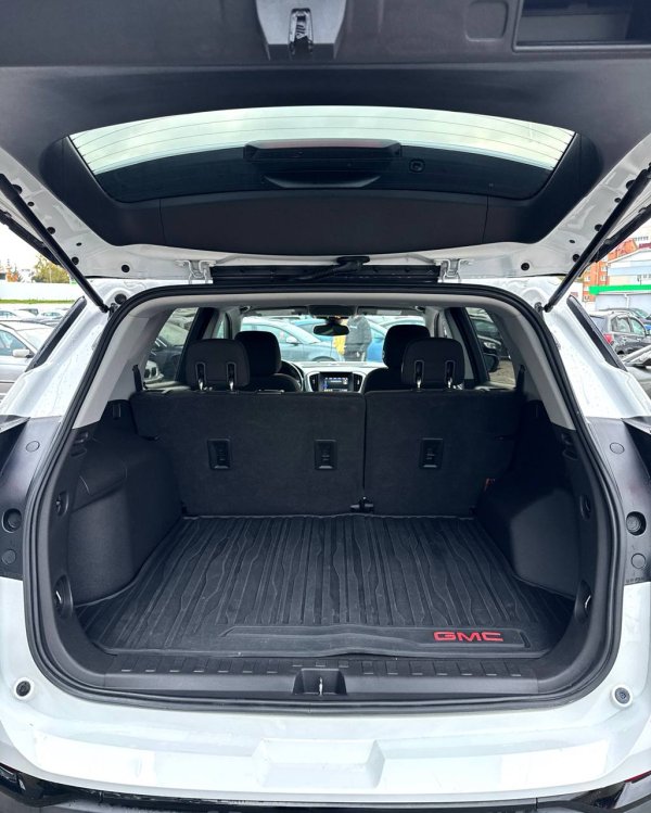 GMC Terrain II - Image 17