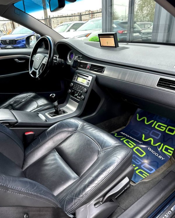 Volvo V70 III - Image 11