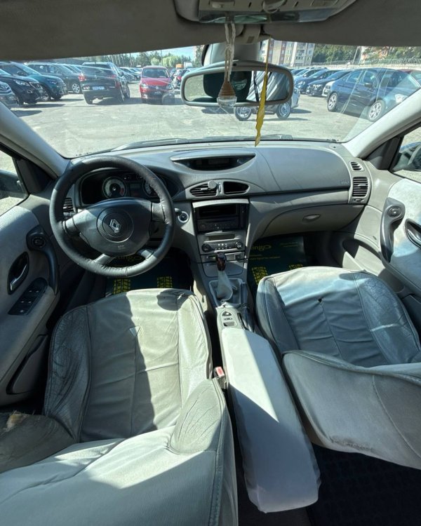 Renault Laguna II - Image 7