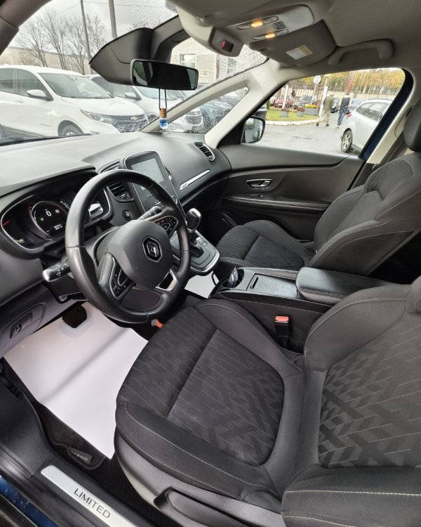 Renault Grand Scenic IV - Image 10