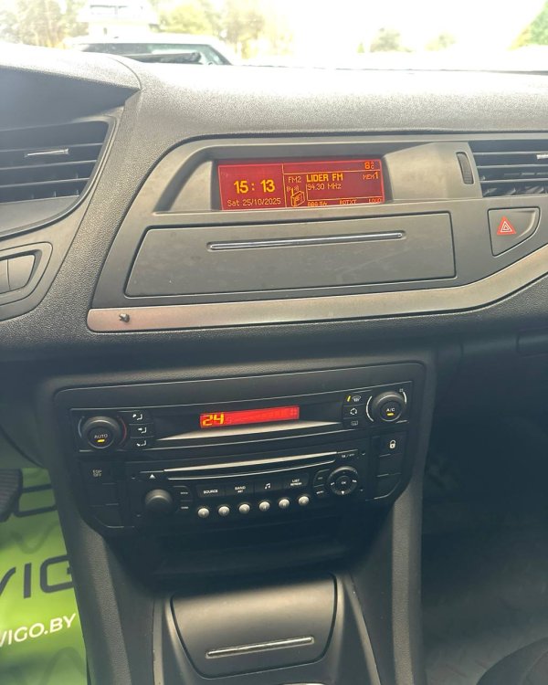 Citroen C5 II - Image 13