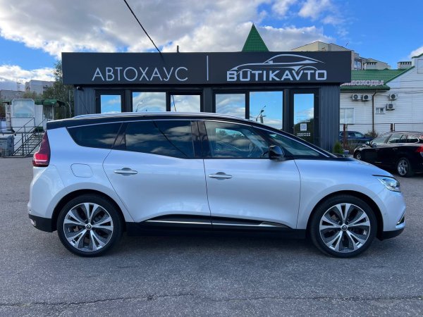 Renault Grand Scenic IV - Image 8