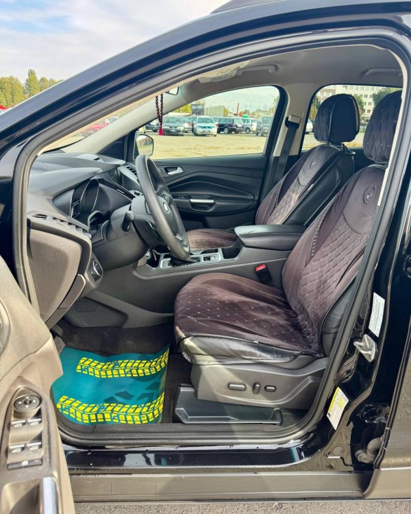 Ford Escape III · Рестайлинг - Image 12
