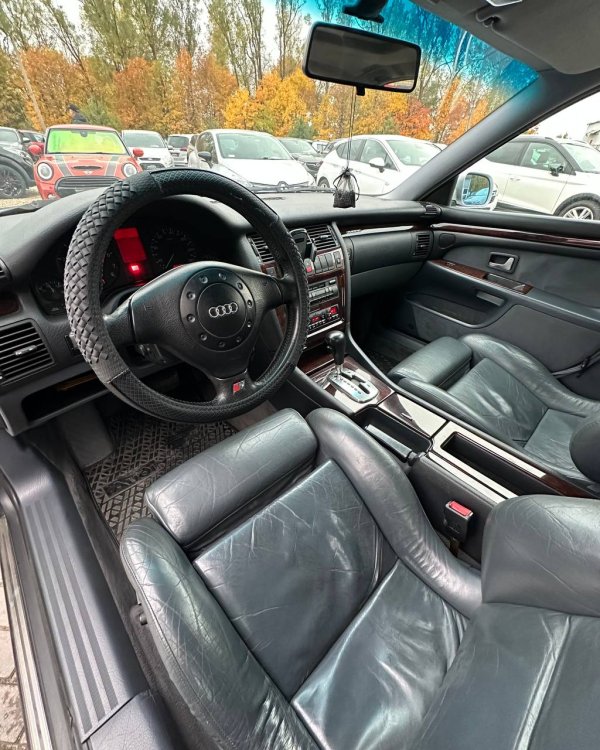 Audi A8 D2 - Image 7