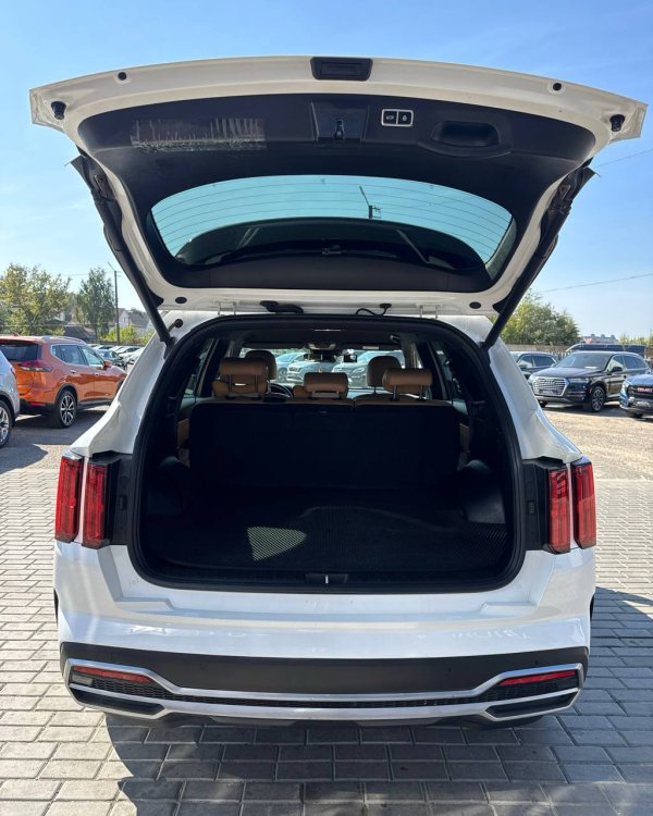Kia Sorento IV - Image 12