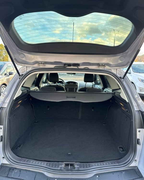 Ford Focus III - Image 12